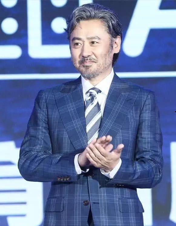 最新爆料吴秀波视频播放,最新视频曝光，事件真相究竟如何？